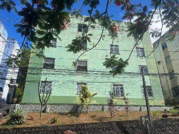 Apartamento em Engenho Velho De Brotas