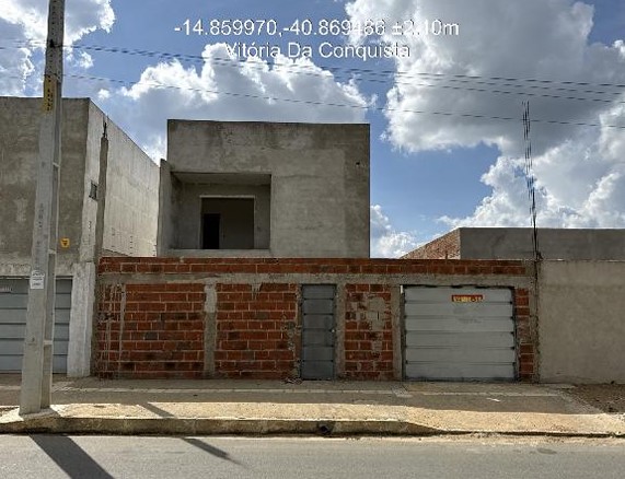 Casa em Bateias